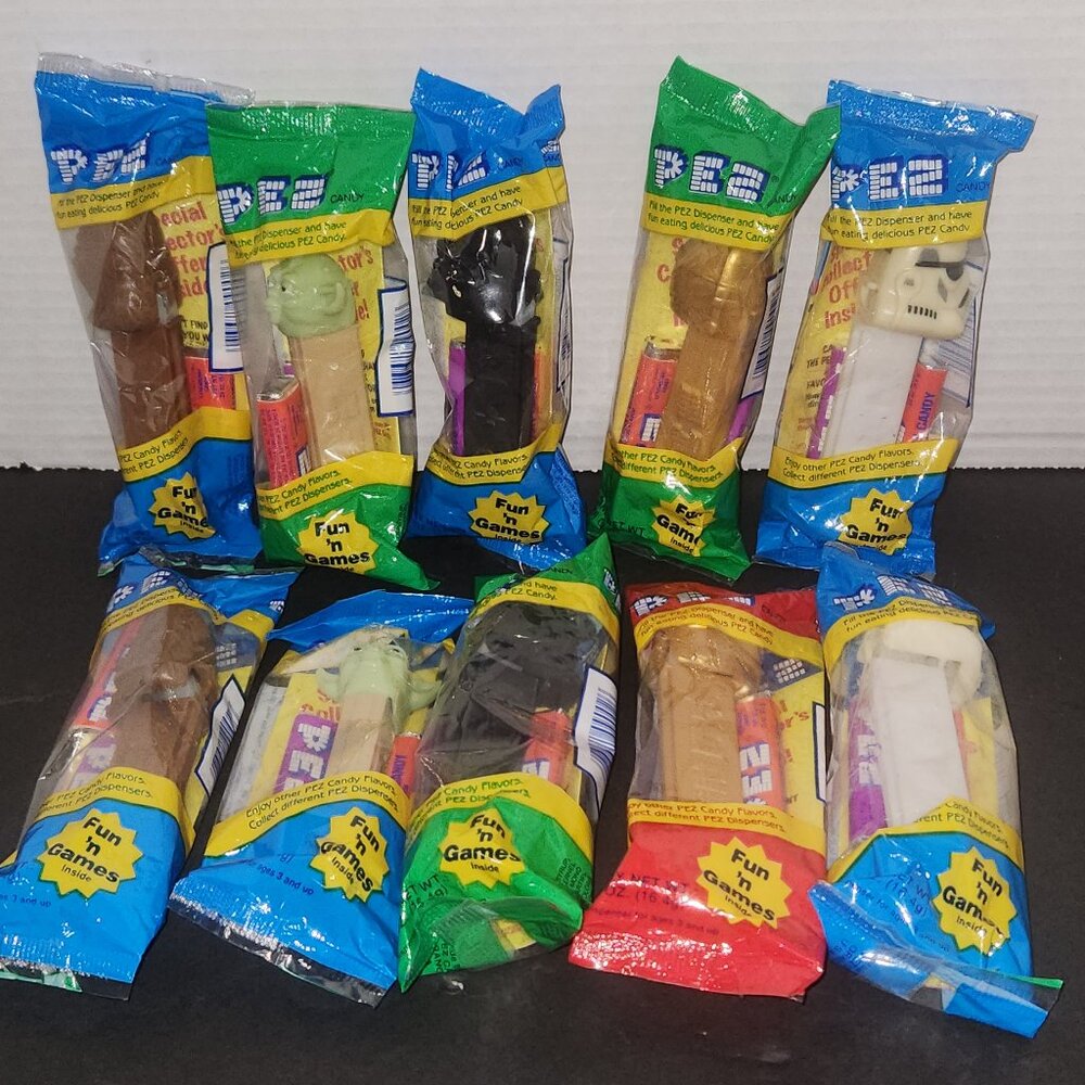 Vintage Lot of 10 Star Wars Pez Dispensers w/Candy New Unopened Package 1990's
